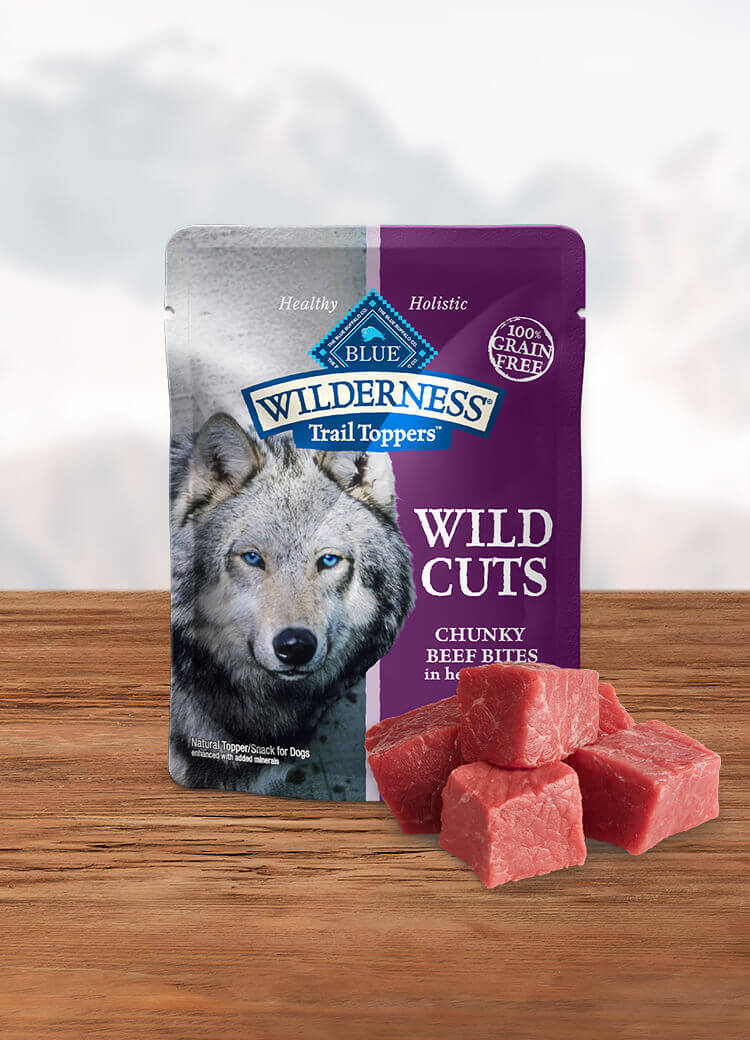 Blue Buffalo, Wilderness Wild Cuts Trail Toppers, Chunky Beef Bites in Hearty Gravy, 3 oz Pouch