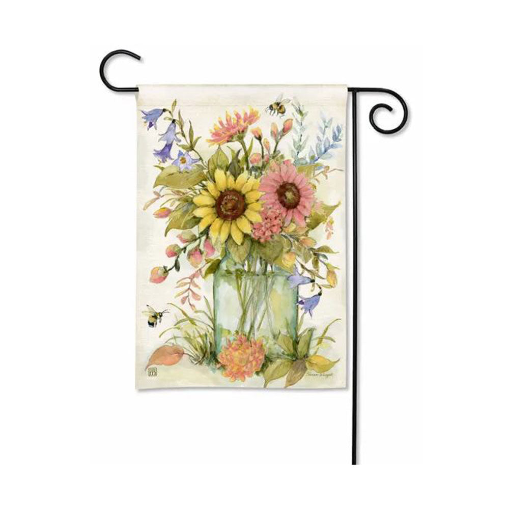 Magnet Works, Bee Spring Bouquet Garden Flag
