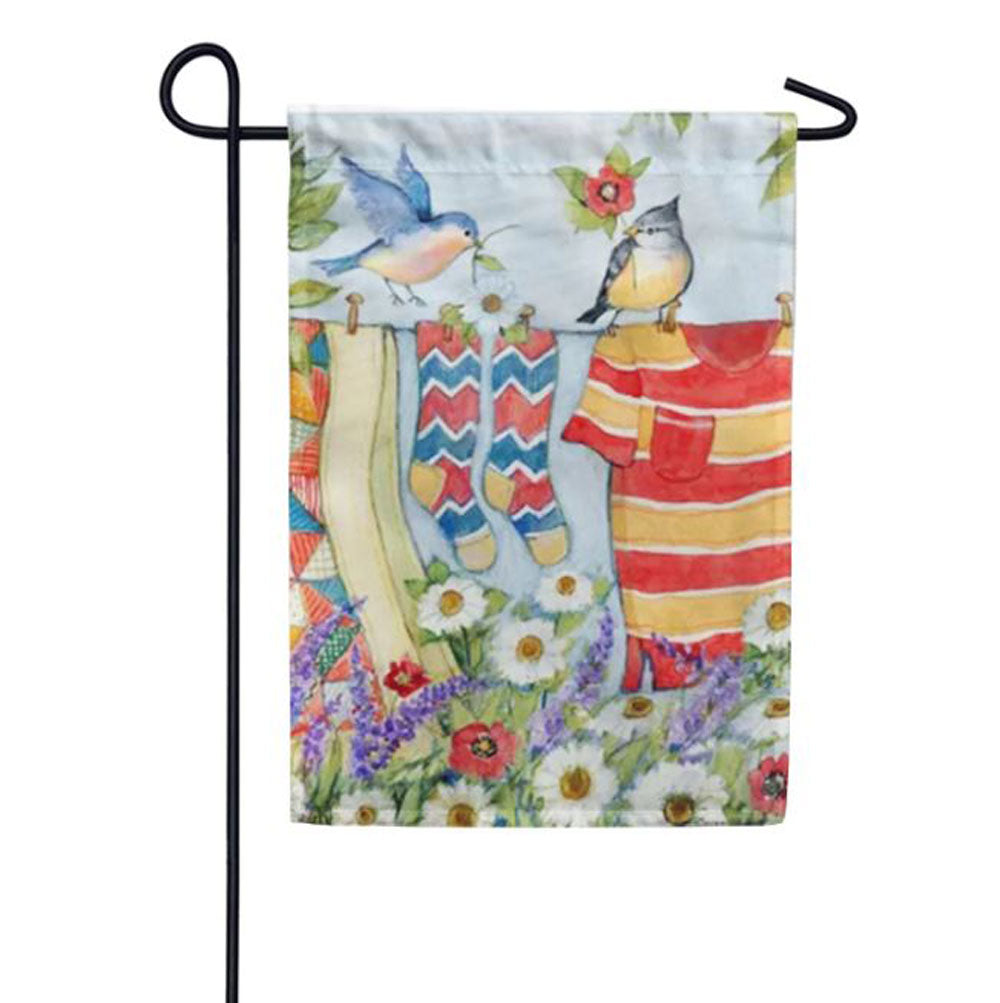 Magnet Works, Out To Dry Garden Flag