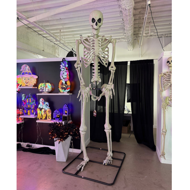 10' Standing Titan Skeleton