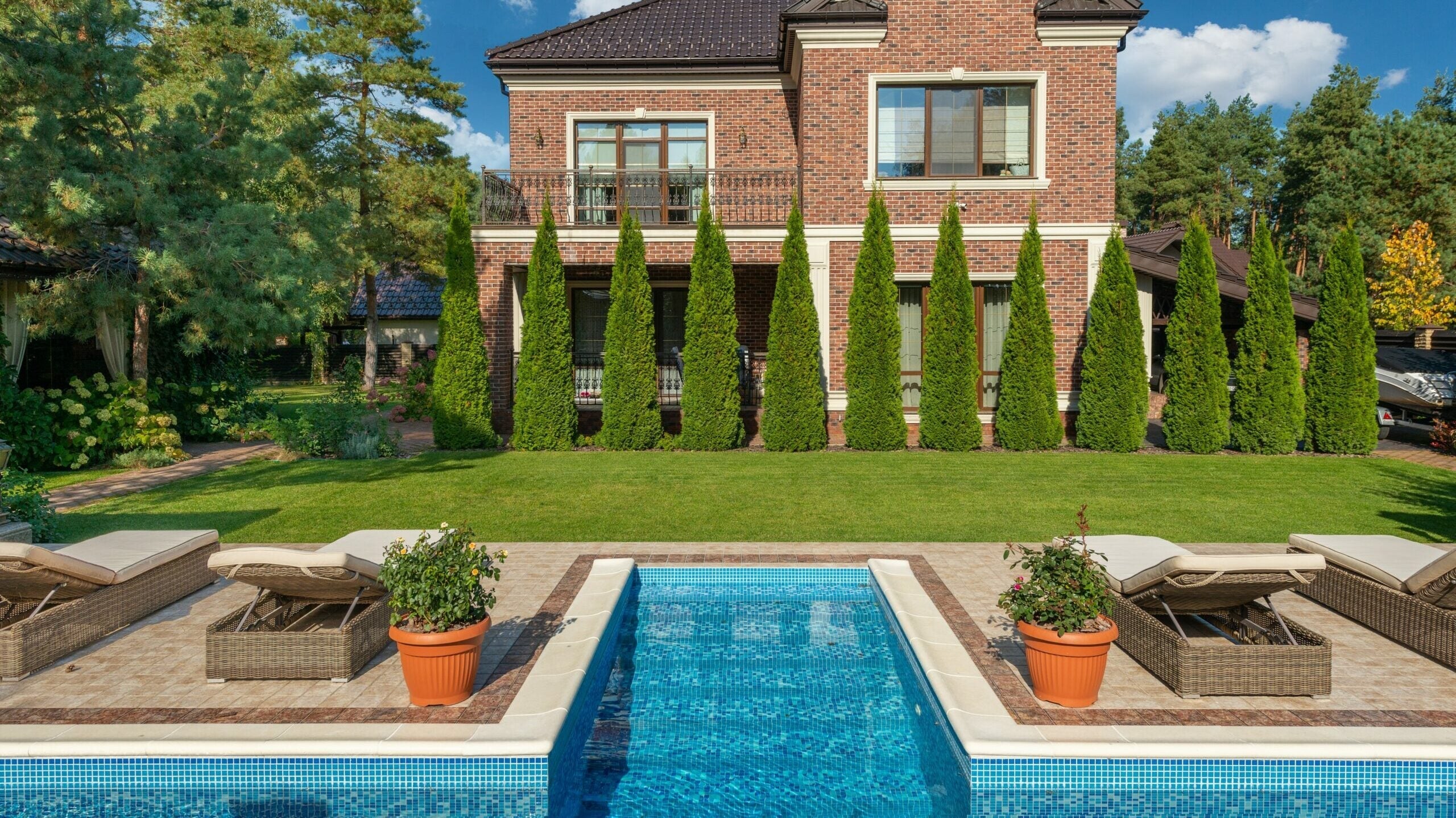 Summer Lawn Care Tips