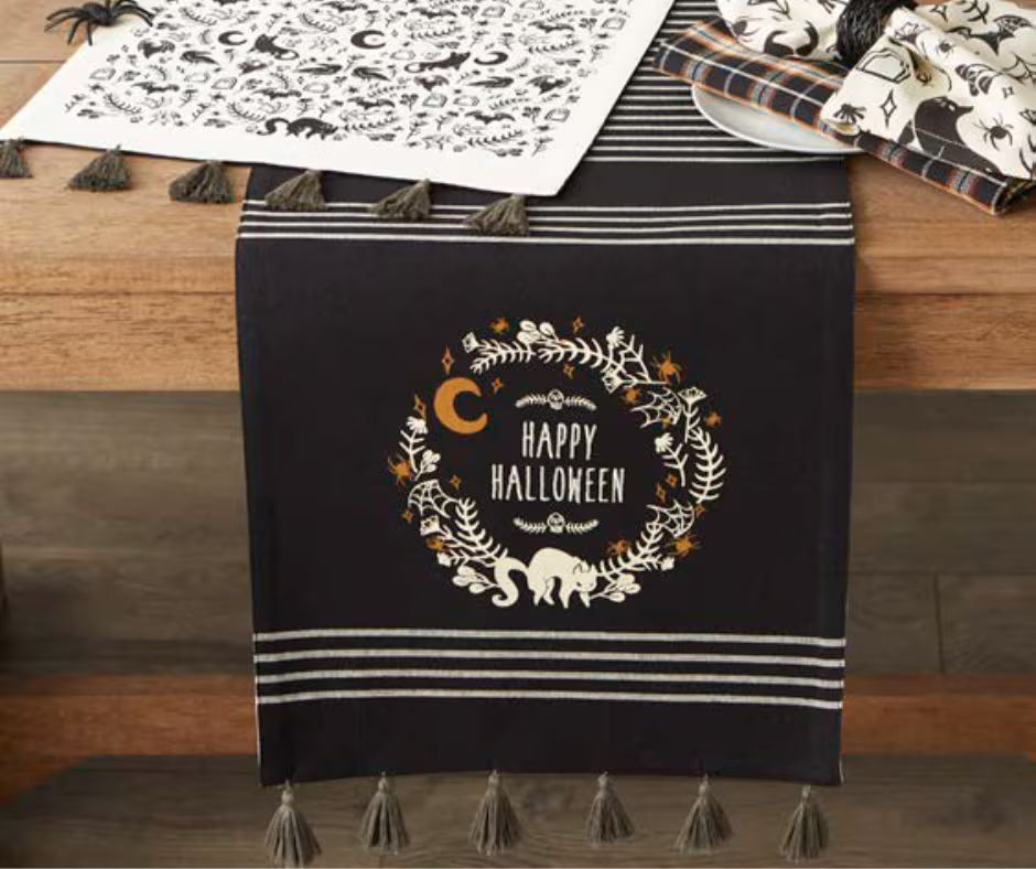 Halloween Kitchen & Dishes