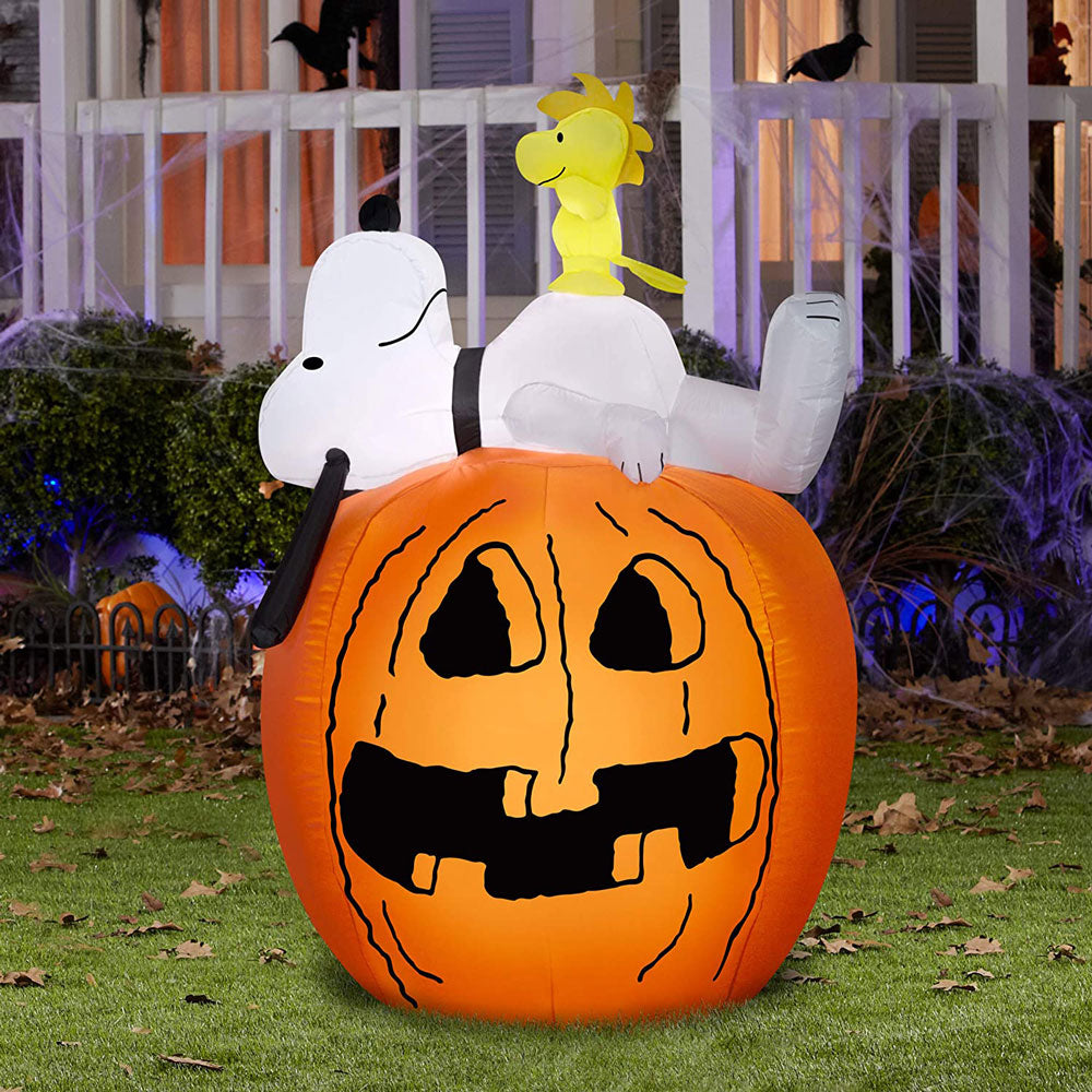 Gemmy, Snoopy & Woodstock on Pumpkin Inflatable, 4.5' Tall