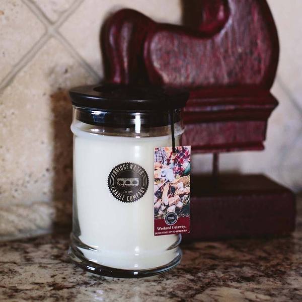 Bridgewater Weekend Getaway 18 oz. Large Jar Candle