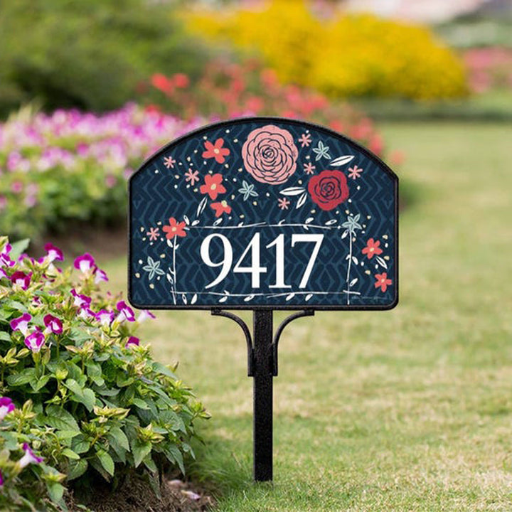 Studio M, Charming Rose Yard DeSign