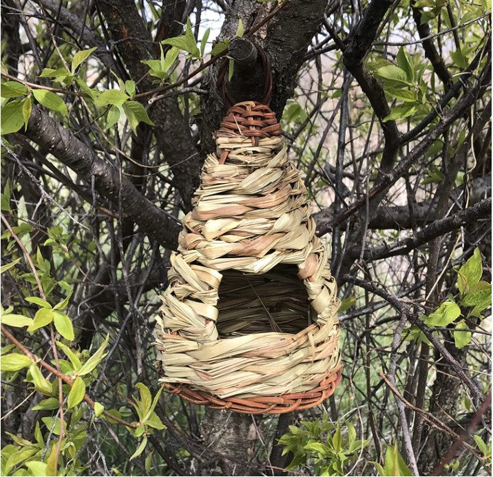 Songbird Essentials- Hanging Roosting Pocket Hive