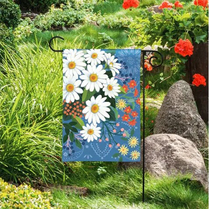 Studio M, Bandana Daisies Garden Flag