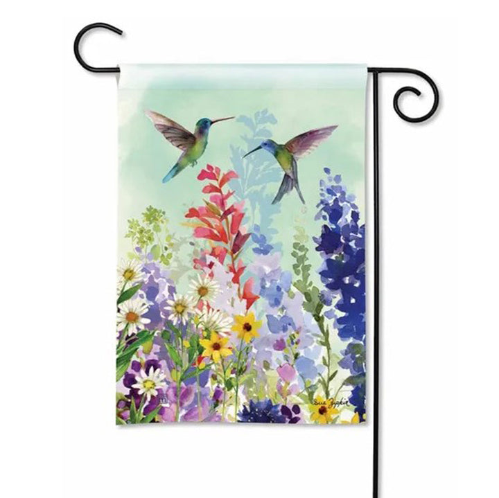 Studio M, Spring Hummingbird Garden Flag