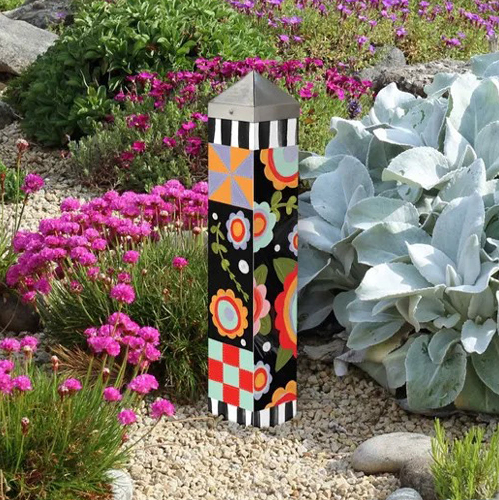 Studio M, Tossed Flowers Art Pole, 20"