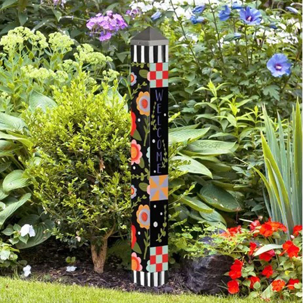 Studio M, Tossed Flowers Art Pole, 20"